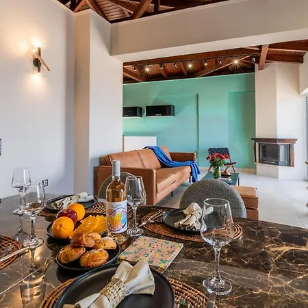 Alpha Delight Apartment *